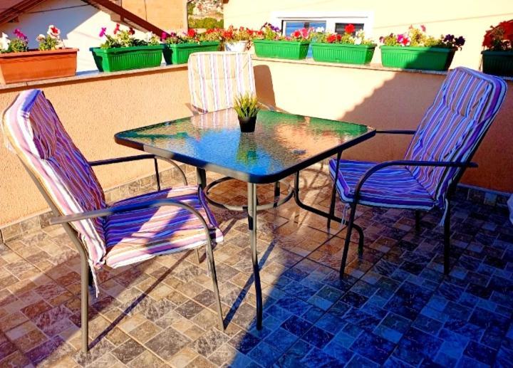 Appartement Garden Free Parking à SJJ Extérieur photo